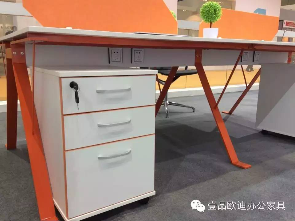 壹品歐迪攜新品亮相2015上海家具展！