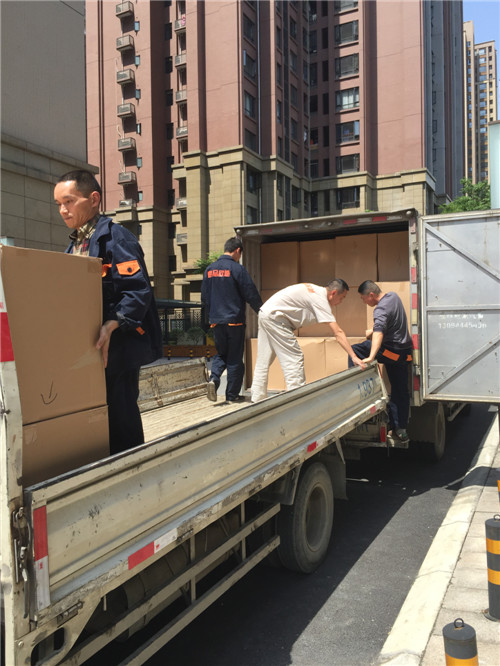 成都辦公家具廠家不要忽略與客戶的&rdquo;最后一公里&ldquo;