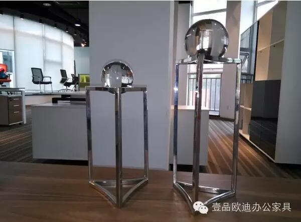 如何為辦公室挑選飾品擺件？